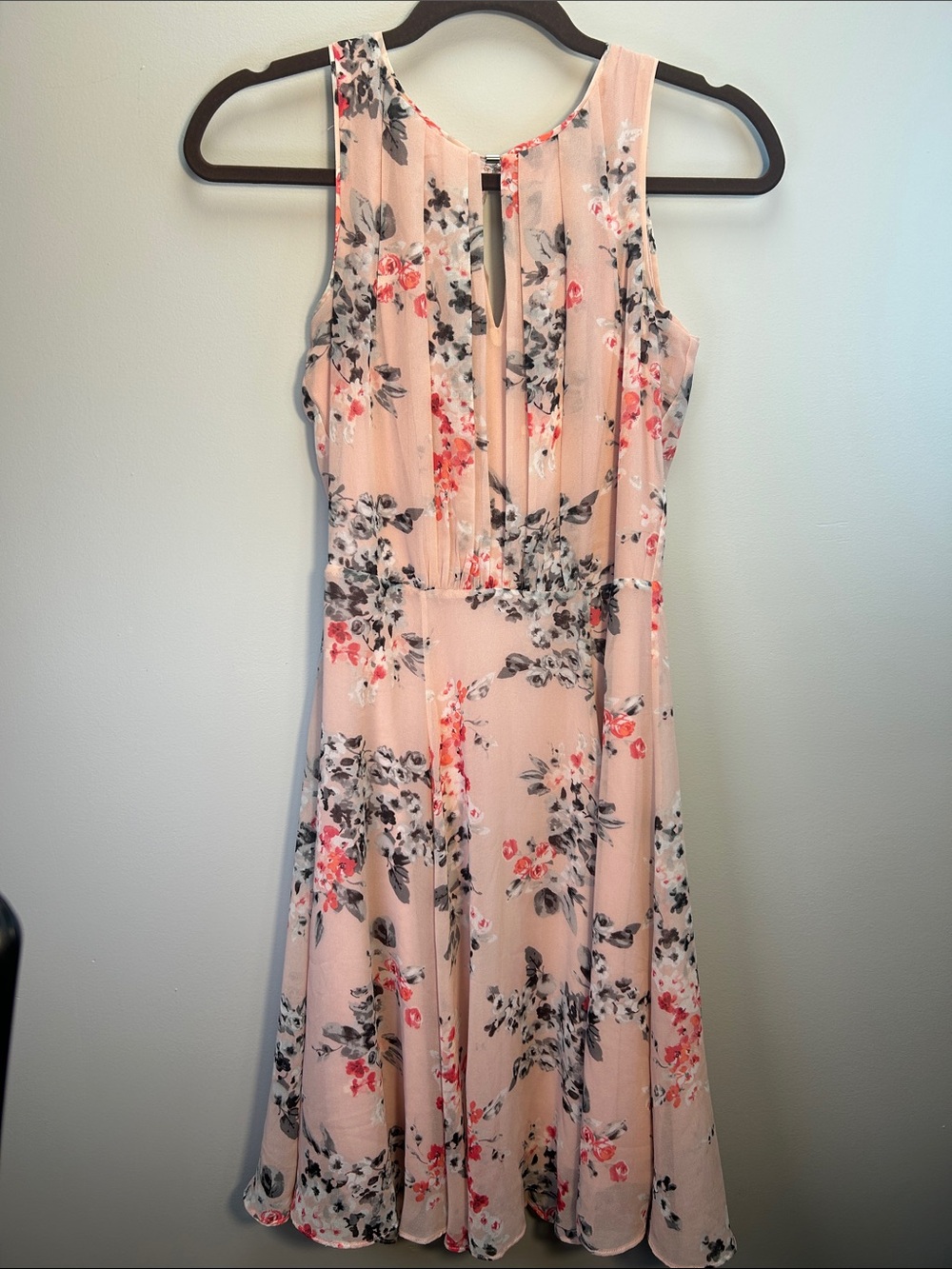 White House Black Market Blush Pink Floral Midi Dress